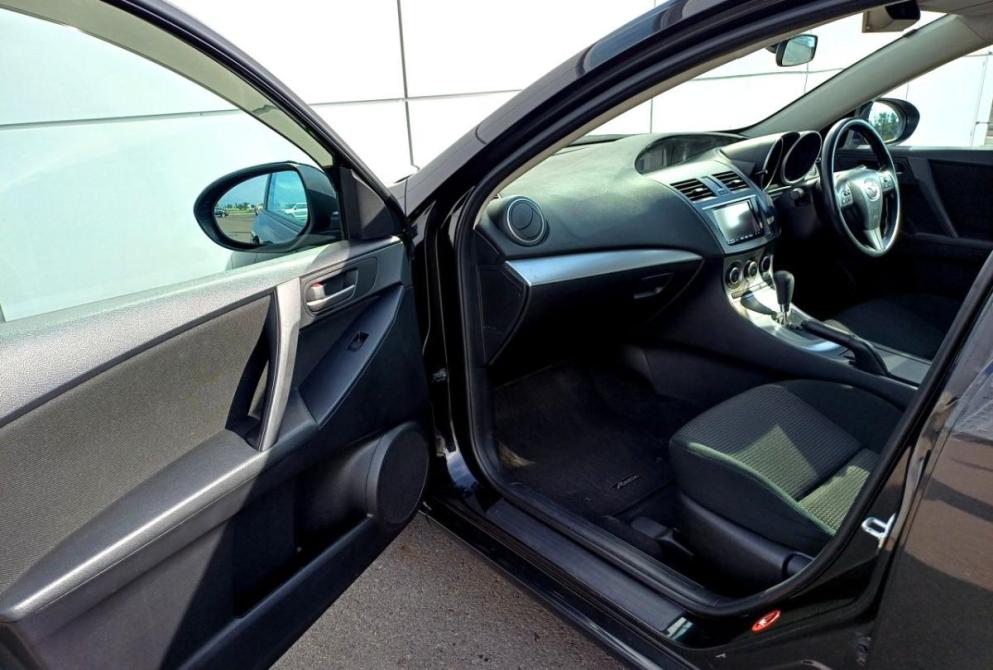 Mazda Axela II Абакан  - изображение 13