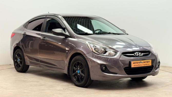 Hyundai Solaris I с пробегом 2011 года, цена 625 000 рублей, 130915 км, седан, Автокод Объявления