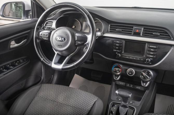 Kia Rio IV с пробегом 2017 года, цена 1 399 000 рублей, 89000 км, седан, Автокод Объявления
