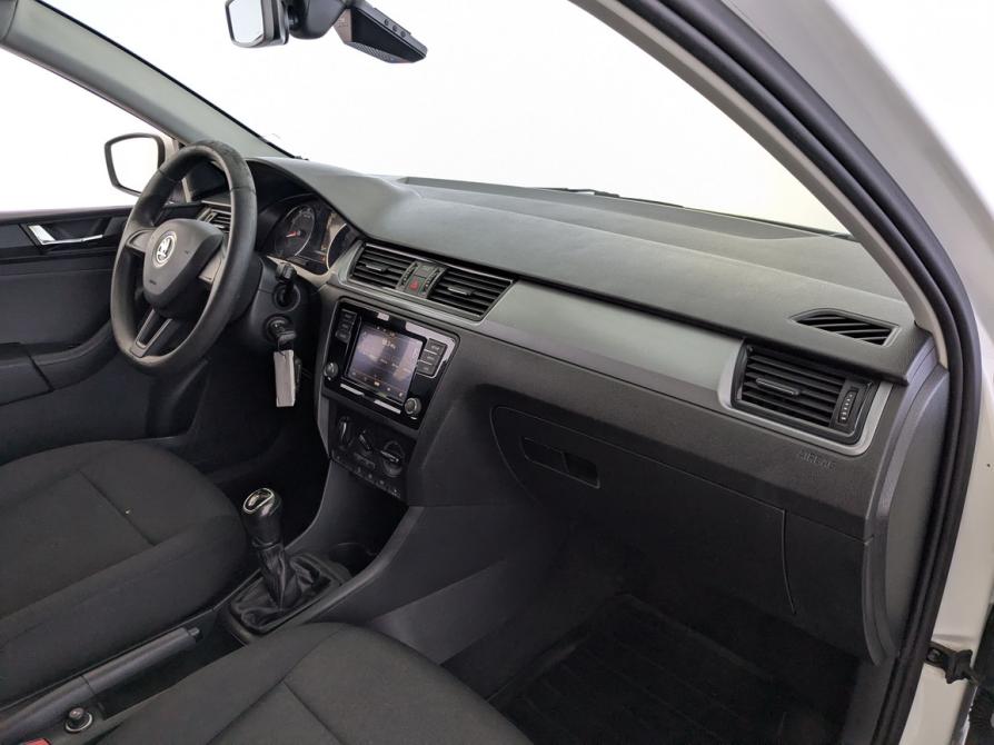 Skoda Rapid I Рестайлинг Москва  - изображение 19