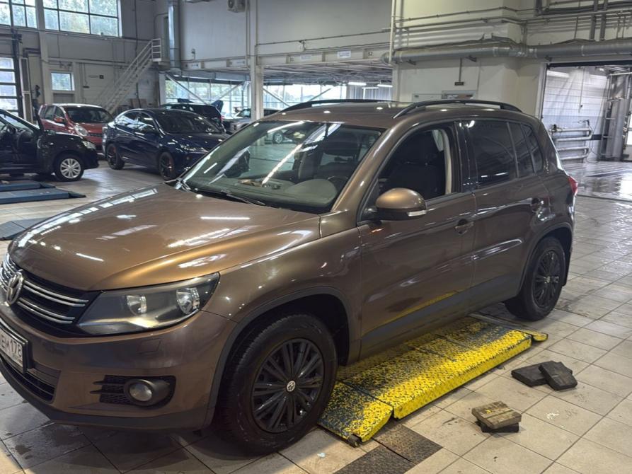 Volkswagen Tiguan I Рестайлинг Санкт-Петербург  - изображение 1