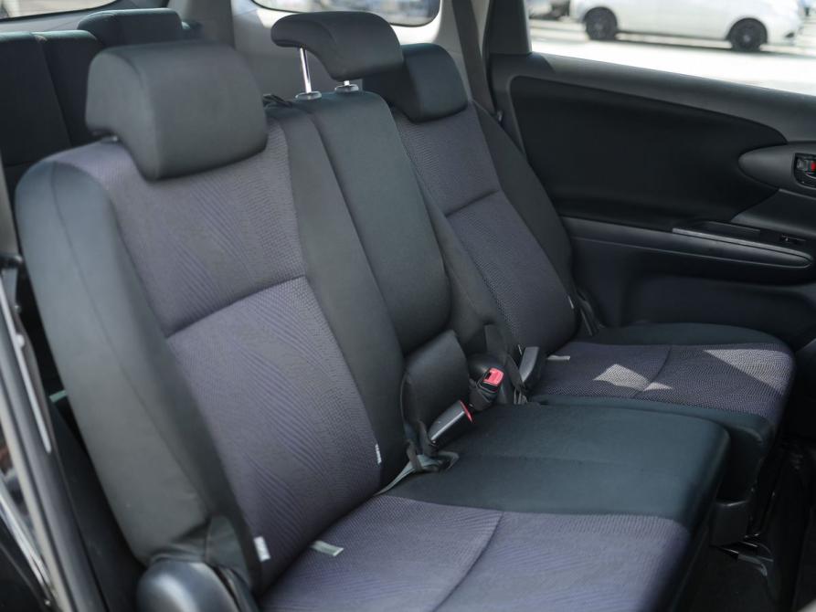 Toyota Wish II Рестайлинг Ижевск  - изображение 12