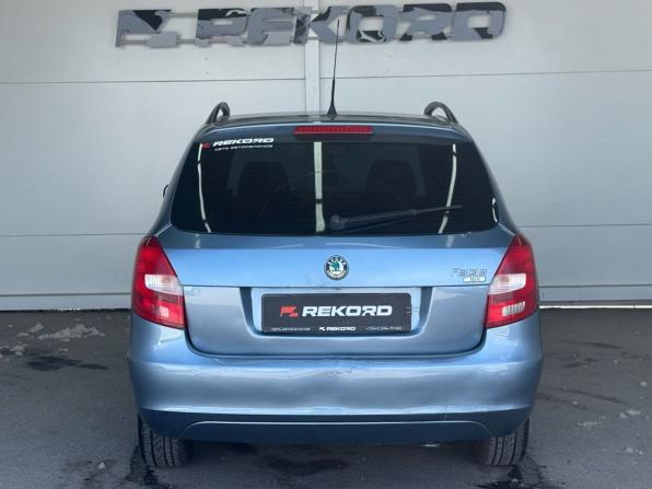 Skoda Fabia II Рестайлинг с пробегом 2010 года, цена 499 000 рублей, 202000 км, универсал, Автокод Объявления
