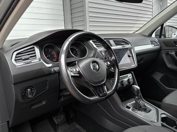 Volkswagen Tiguan II с пробегом 2019 года, цена 2 579 000 рублей, 52750 км, внедорожник, Автокод Объявления