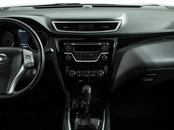 Nissan Qashqai II с пробегом 2018 года, цена 1 499 700 рублей, 125506 км, внедорожник, Автокод Объявления