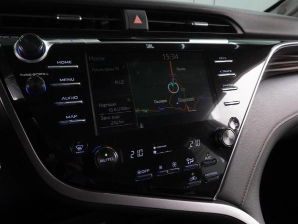 Toyota Camry VIII (XV70) с пробегом 2018 года, цена 3 234 000 рублей, 210950 км, седан, Автокод Объявления