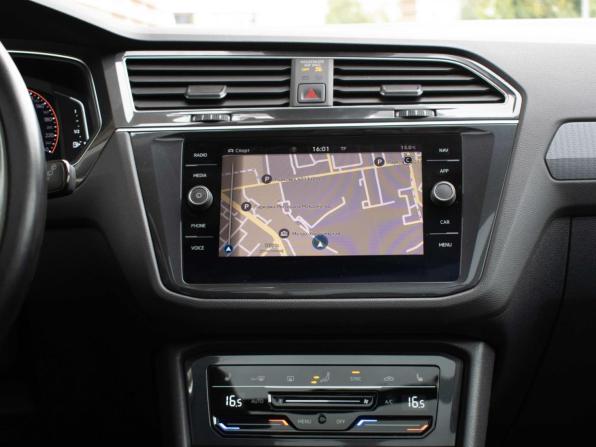 Volkswagen Tiguan II Рестайлинг с пробегом 2021 года, цена 2 850 000 рублей, 93000 км, внедорожник, Автокод Объявления