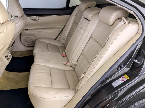 Lexus ES VI с пробегом 2014 года, цена 2 445 000 рублей, 139704 км, седан, Автокод Объявления