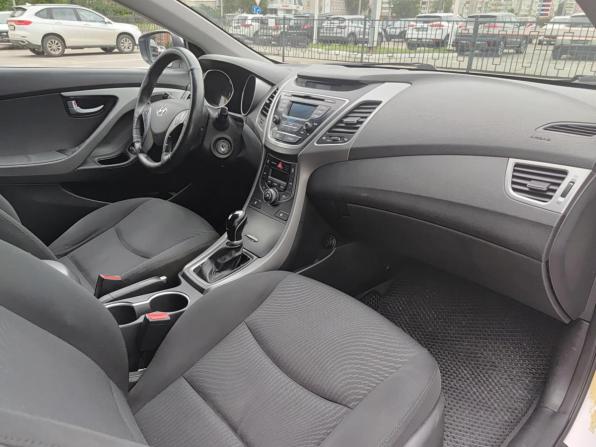 Hyundai Elantra V (MD) Рестайлинг с пробегом 2014 года, цена 1 050 000 рублей, 193642 км, седан, Автокод Объявления