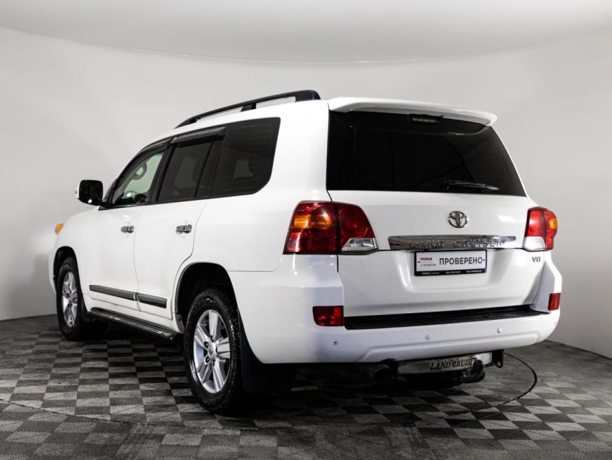 Toyota Land Cruiser 200 Series Рестайлинг 1 Санкт-Петербург  - изображение 7
