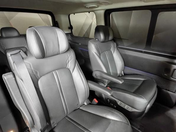 Hyundai Staria I с пробегом 2021 года, цена 4 750 000 рублей, 66583 км, минивэн, Автокод Объявления