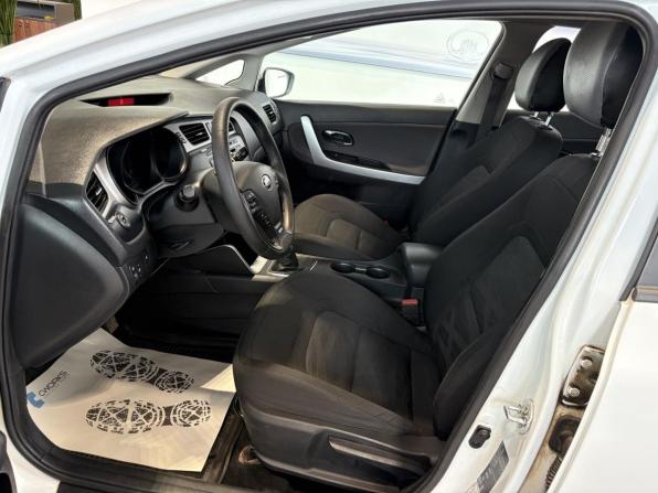 Kia Ceed II с пробегом 2014 года, цена 1 010 000 рублей, 108627 км, хэтчбек, Автокод Объявления