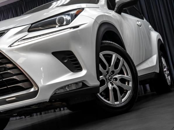 Lexus NX I Рестайлинг с пробегом 2017 года, цена 2 889 000 рублей, 203864 км, внедорожник, Автокод Объявления