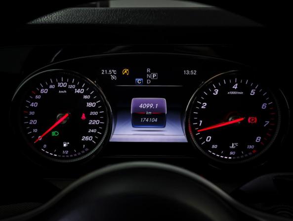 Mercedes-Benz E-Класс V (W213 S213 C238) с пробегом 2018 года, цена 2 198 000 рублей, 174064 км, седан, Автокод Объявления