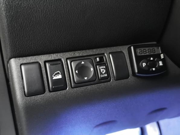 Nissan Pathfinder III Рестайлинг с пробегом 2010 года, цена 1 199 000 рублей, 258349 км, внедорожник, Автокод Объявления