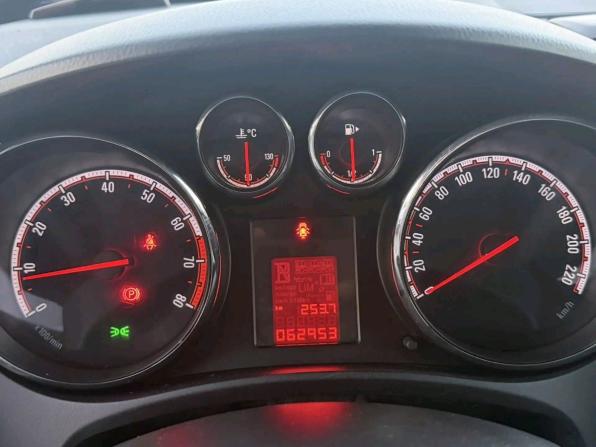 Opel Meriva B с пробегом 2012 года, цена 997 707 рублей, 62923 км, компактвэн, Автокод Объявления