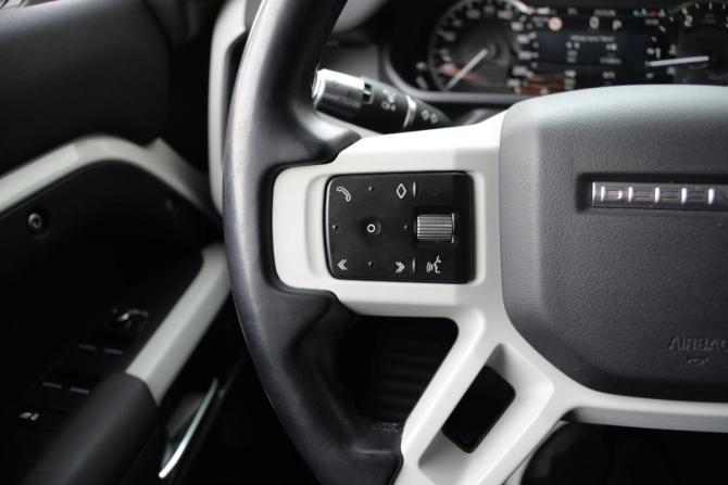Land Rover Defender II с пробегом 2021 года, цена 6 195 000 рублей, 84097 км, внедорожник, Автокод Объявления