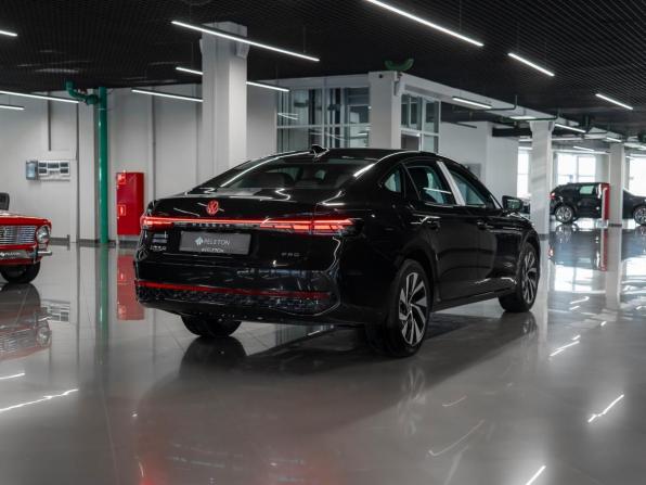 Volkswagen Passat (North America and China) Pro I с пробегом 2026 года, цена 4 100 000 рублей, 50 км, седан, Автокод Объявления