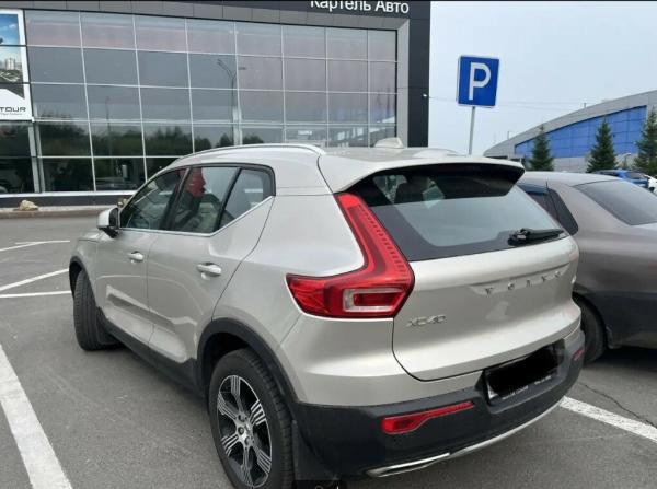 Volvo XC40 I с пробегом 2018 года, цена 2 149 000 рублей, 120541 км, внедорожник, Автокод Объявления