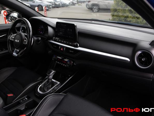 Kia Cerato IV Рестайлинг с пробегом 2022 года, цена 2 398 000 рублей, 66418 км, седан, Автокод Объявления