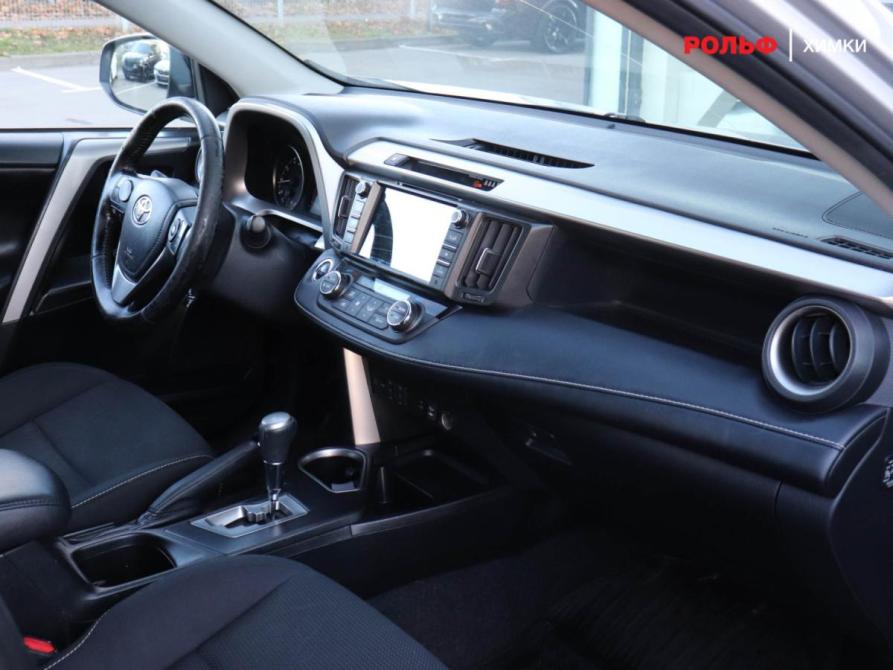 Toyota RAV4 IV (XA40) Рестайлинг Химки  - изображение 8