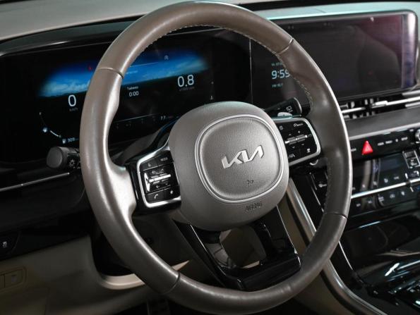 Kia Carnival IV с пробегом 2022 года, цена 4 899 000 рублей, 52529 км, минивэн, Автокод Объявления