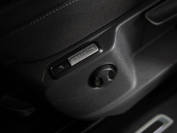 Volkswagen Tiguan II с пробегом 2019 года, цена 2 349 000 рублей, 87378 км, внедорожник, Автокод Объявления