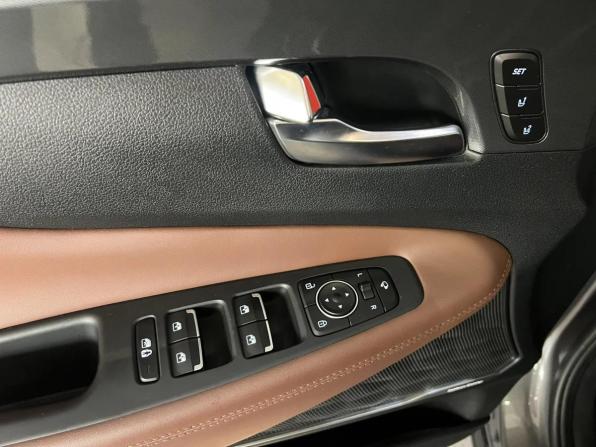 Hyundai Santa Fe IV Рестайлинг с пробегом 2021 года, цена 4 199 000 рублей, 50361 км, внедорожник, Автокод Объявления