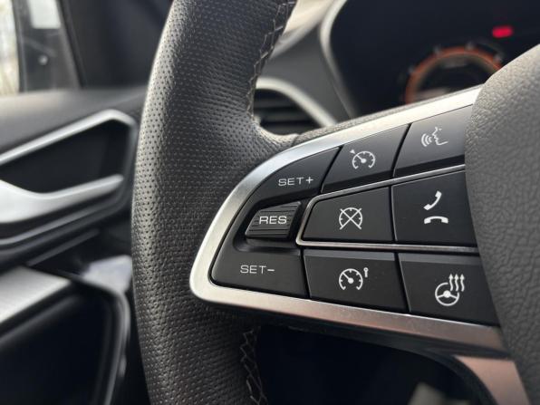 Lada (ВАЗ) Vesta I Рестайлинг (NG) с пробегом 2024 года, цена 1 285 000 рублей, 6900 км, седан, Автокод Объявления
