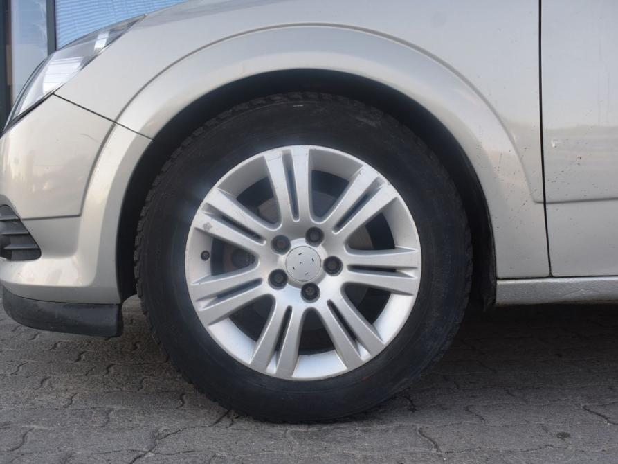 Opel Astra H Рестайлинг Архангельск  - изображение 9