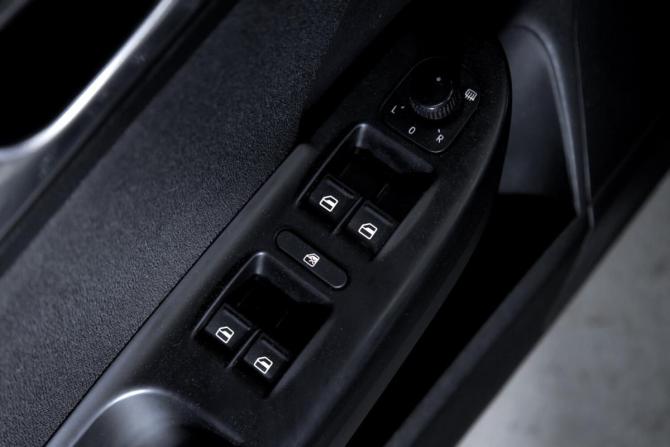 Volkswagen Passat B6 с пробегом 2009 года, цена 699 000 рублей, 370702 км, универсал, Автокод Объявления