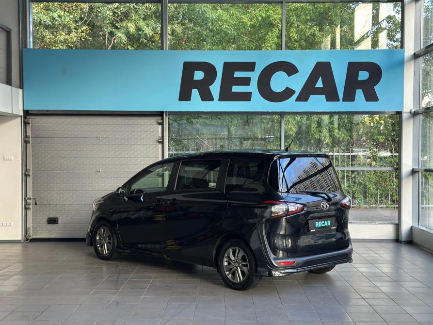 Toyota Sienta II Санкт-Петербург  - изображение 3