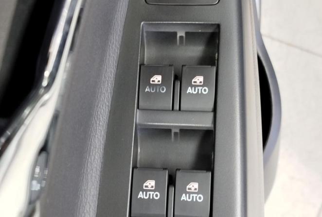 Opel Antara I Рестайлинг с пробегом 2013 года, цена 1 200 000 рублей, 141910 км, внедорожник, Автокод Объявления