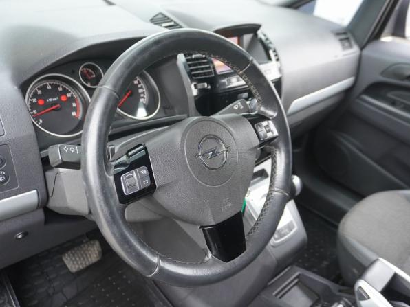 Opel Zafira B Рестайлинг с пробегом 2010 года, цена 600 000 рублей, 236369 км, компактвэн, Автокод Объявления