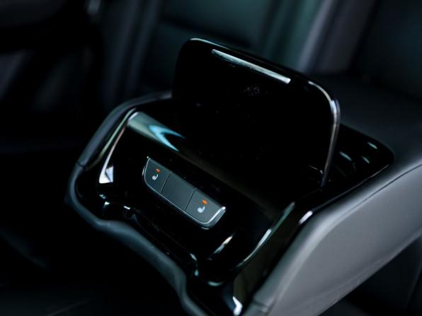 Geely Atlas I с пробегом 2021 года, цена 1 999 000 рублей, 52266 км, внедорожник, Автокод Объявления