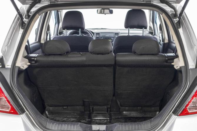 Nissan Tiida I с пробегом 2008 года, цена 749 000 рублей, 260000 км, хэтчбек, Автокод Объявления