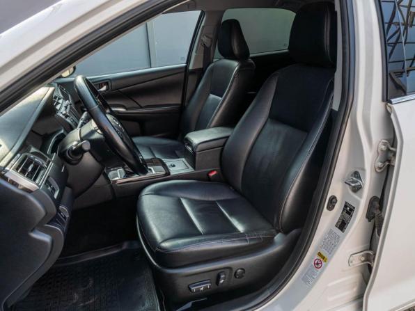Toyota Camry VII (XV50) Рестайлинг с пробегом 2016 года, цена 2 199 000 рублей, 187361 км, седан, Автокод Объявления