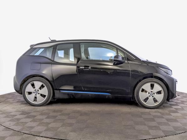 BMW i3 I (I01) Рестайлинг с пробегом 2018 года, цена 1 900 000 рублей, 92432 км, хэтчбек, Автокод Объявления