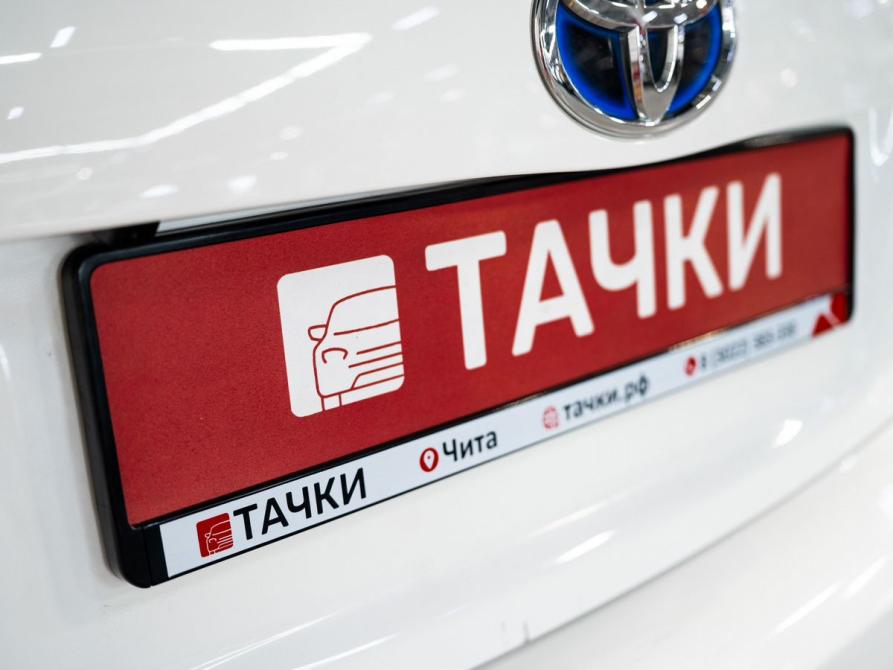 Toyota Prius III Рестайлинг (XW30) Чита  - изображение 17