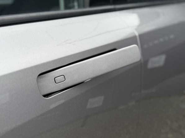 Changan Lamore с пробегом 2023 года, цена 2 180 000 рублей, 3246 км, седан, Автокод Объявления