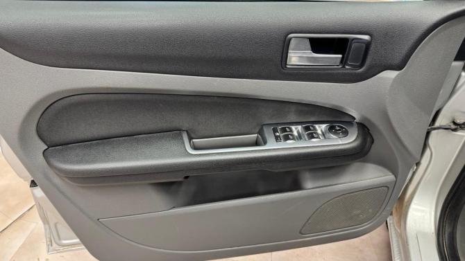 Ford Focus II Рестайлинг с пробегом 2008 года, цена 439 000 рублей, 210980 км, хэтчбек, Автокод Объявления