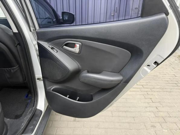 Hyundai ix35 I с пробегом 2013 года, цена 1 295 000 рублей, 131177 км, внедорожник, Автокод Объявления