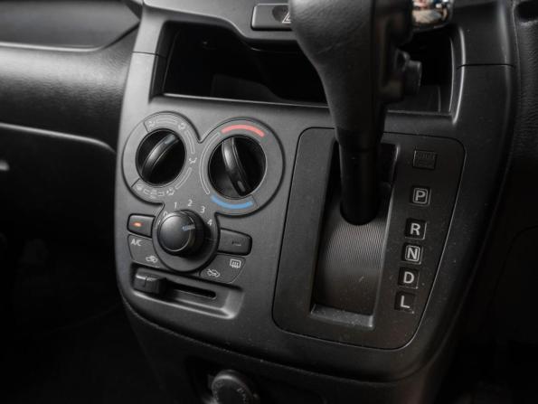 Suzuki Solio III с пробегом 2019 года, цена 1 099 000 рублей, 103252 км, микровэн, Автокод Объявления