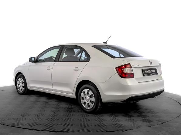 Skoda Rapid I Рестайлинг с пробегом 2019 года, цена 860 000 рублей, 167505 км, лифтбек, Автокод Объявления