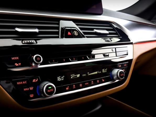 BMW 5 серии VII (G30/G31/G38) Рестайлинг с пробегом 2021 года, цена 5 225 000 рублей, 52720 км, седан, Автокод Объявления