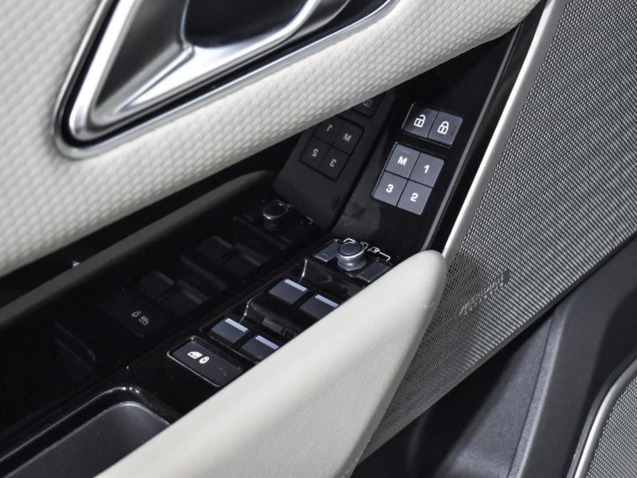 Land Rover Range Rover Velar I Санкт-Петербург  - изображение 18