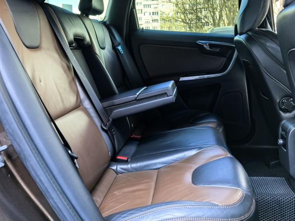 Volvo XC60 I Рестайлинг с пробегом 2014 года, цена 1 899 000 рублей, 190000 км, внедорожник, Автокод Объявления
