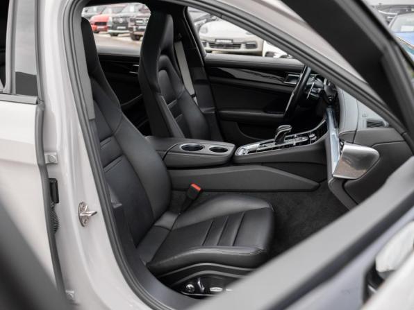 Porsche Panamera II Рестайлинг с пробегом 2021 года, цена 10 999 000 рублей, 40395 км, лифтбек, Автокод Объявления