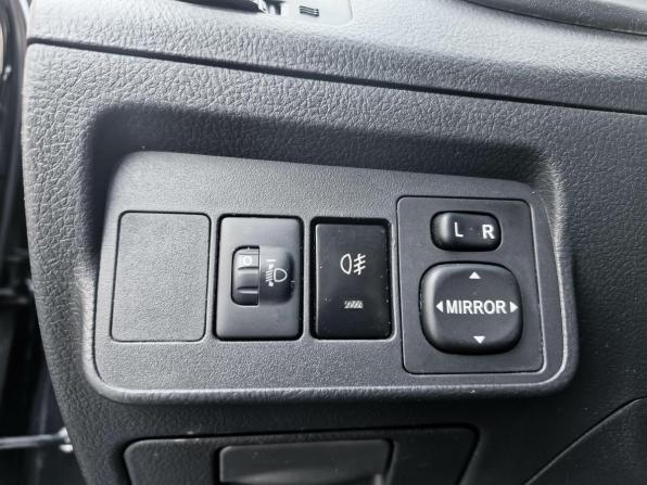 Toyota Corolla X (E140 E150) Рестайлинг с пробегом 2012 года, цена 799 000 рублей, 294297 км, седан, Автокод Объявления