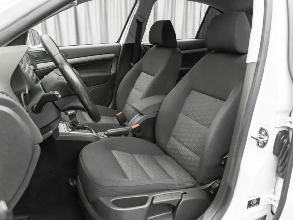 Skoda Octavia II (A5) Рестайлинг с пробегом 2012 года, цена 780 000 рублей, 223757 км, лифтбек, Автокод Объявления